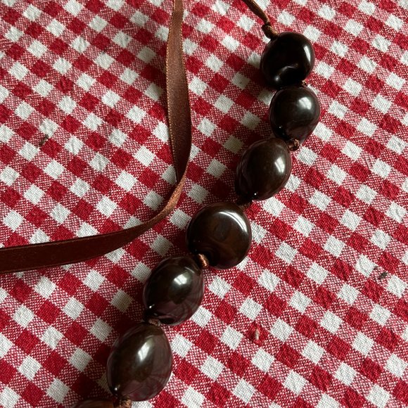 Women's Choker/Necklace 18" Hawaiian Kukui Brown - Picture 4 of 4